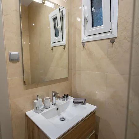 Meteora Rockside Lägenhet